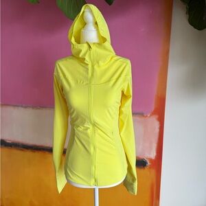Lululemon windbreaker xs